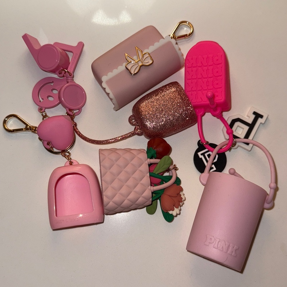 Keychain Misc Set Bundle - Picture 13 of 17